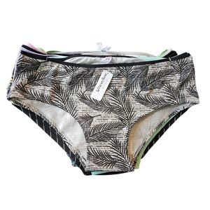 NWT La En Rose Panty Pack